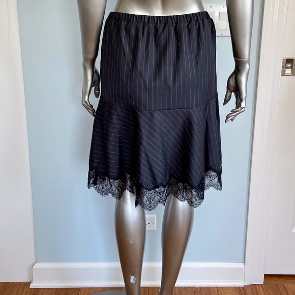 Falcon & Bloom Flounced Skirt - Picture 3 of 3